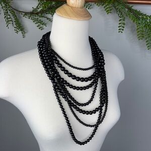 Host Pick ⭐️| Black multi layer beaded necklace
